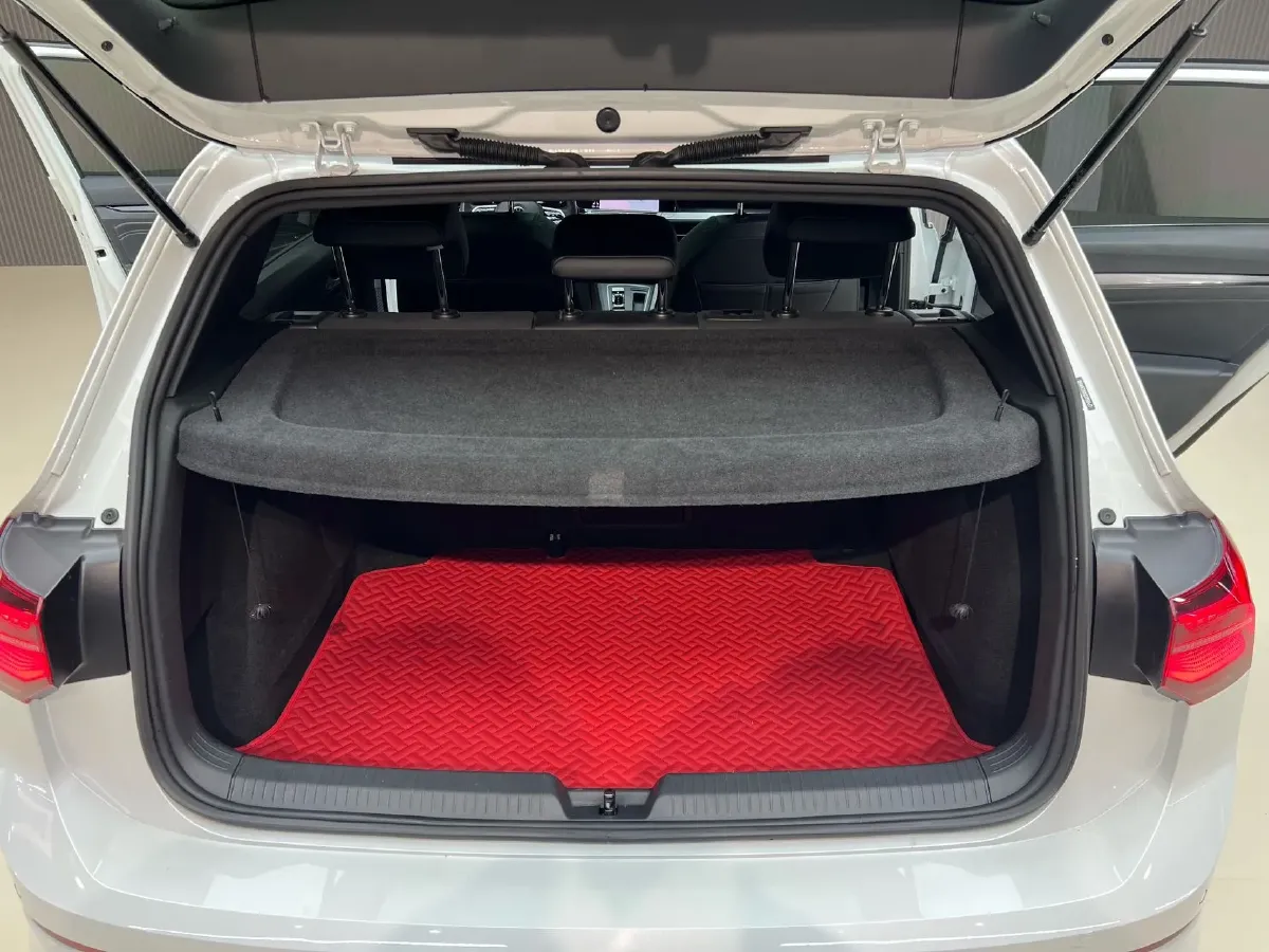 2021 Volkswagen Golf 1.4T 150HP L4 7DCT,autocango,china used car exporter,china ev exporter,chinese used car exporter,chinese used ev exporter