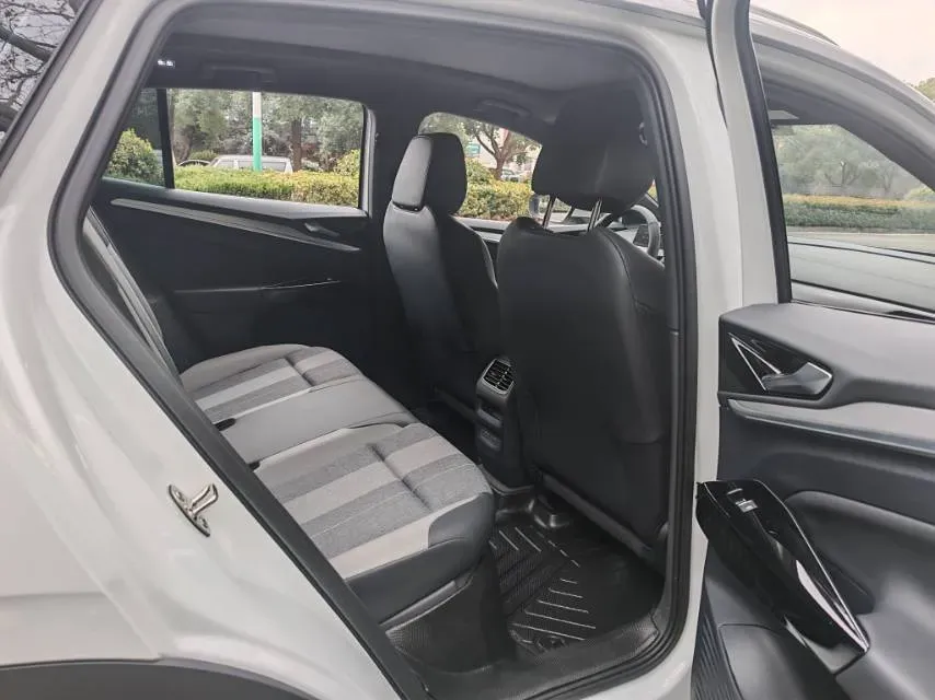 2025 Skoda Superb 2.0T 186HP L4 7DCT,autocango,china used car exporter,china ev exporter,chinese used car exporter,chinese used ev exporter