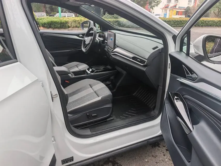 2025 Skoda Superb 2.0T 186HP L4 7DCT,autocango,china used car exporter,china ev exporter,chinese used car exporter,chinese used ev exporter