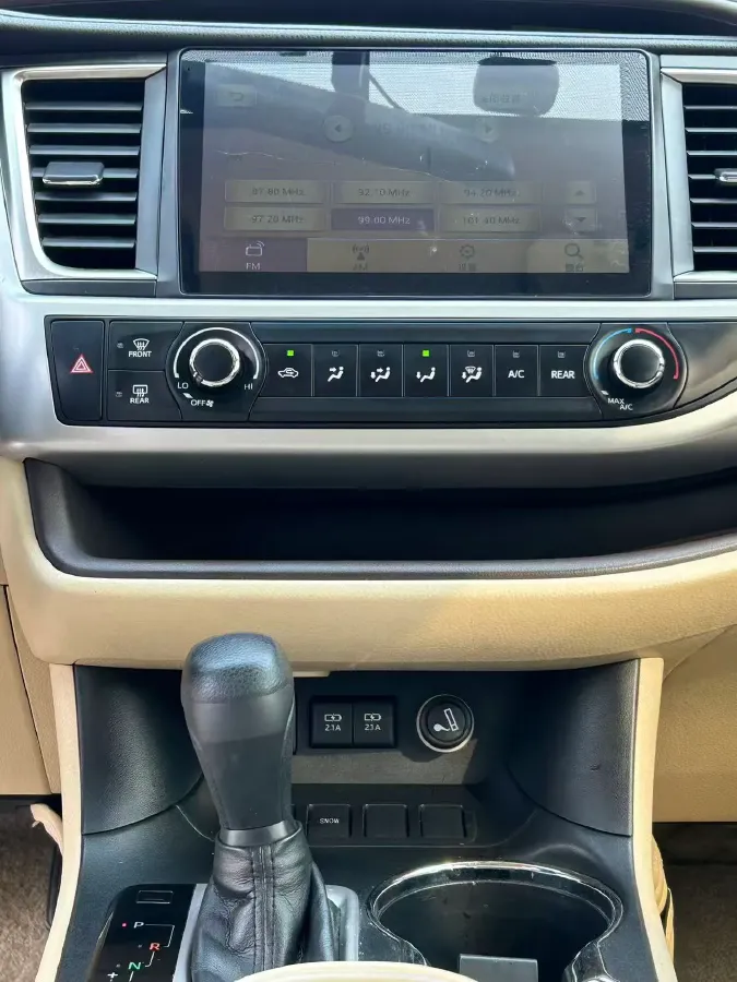 2018 Toyota Highlander 2.0T 220HP L4 6AT,autocango,china used car exporter,china ev exporter,chinese used car exporter,chinese used ev exporter