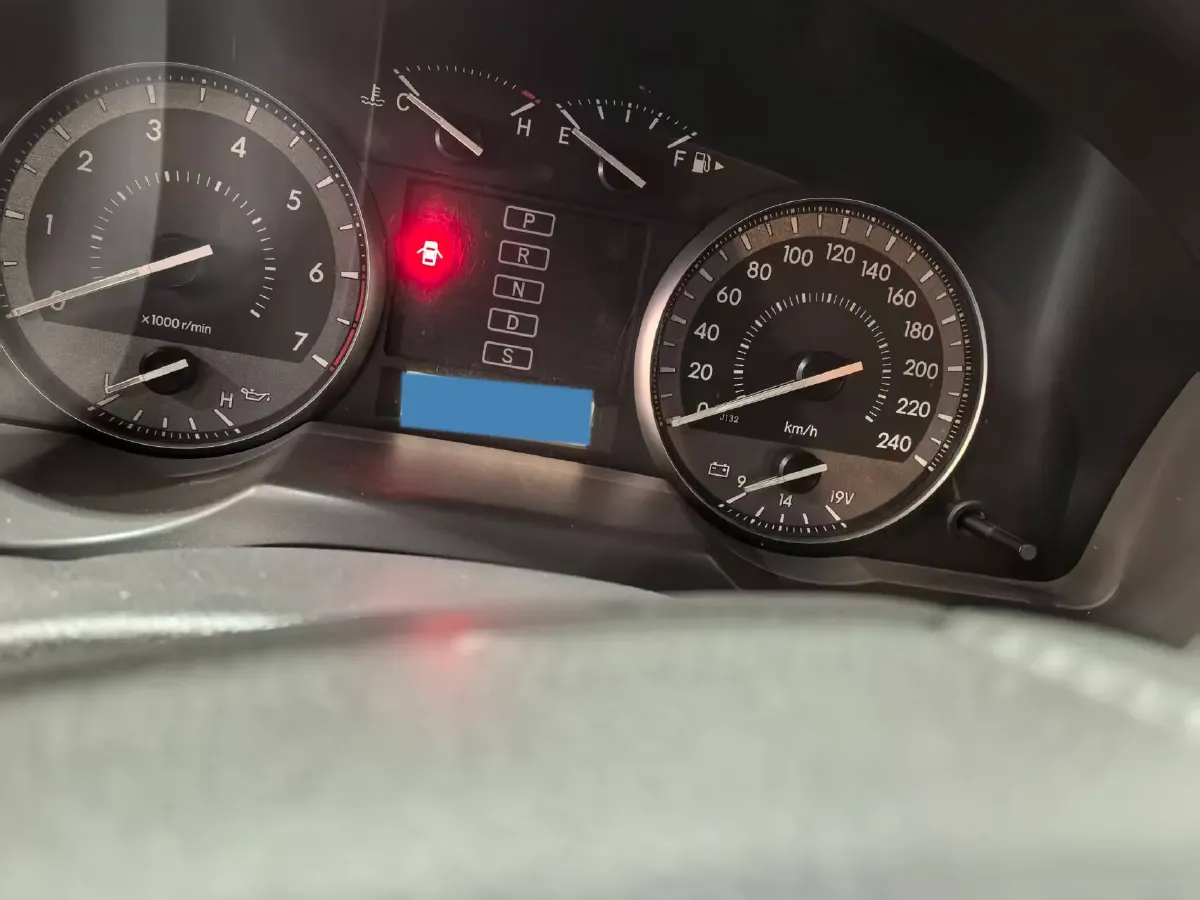 2019 Chevrolet Trax 1.0T 125HP L3 6AT,autocango,china used car exporter,china ev exporter,chinese used car exporter,chinese used ev exporter