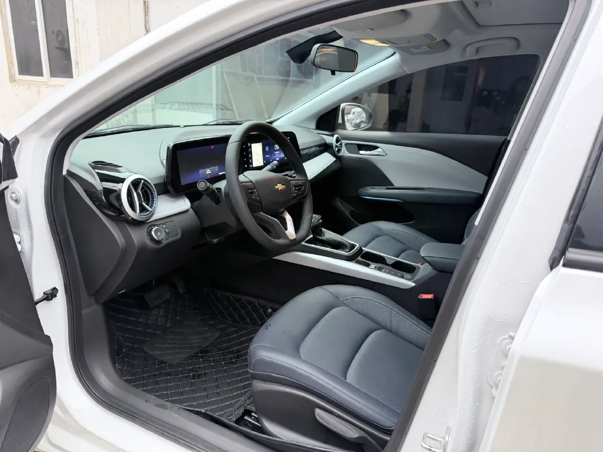 2024 Chevrolet Monza 1.5L 113HP L4 6DCT,autocango,china used car exporter,china ev exporter,chinese used car exporter,chinese used ev exporter