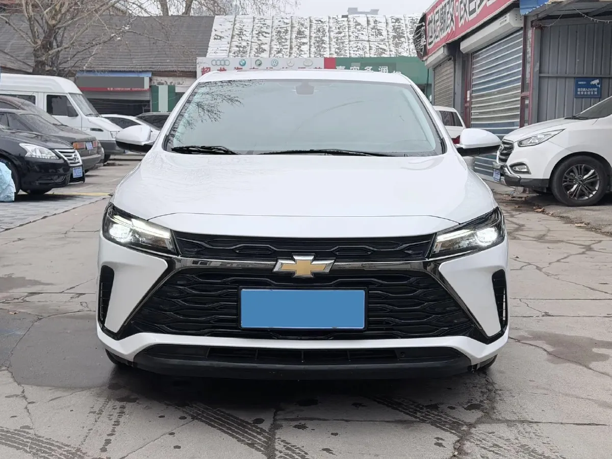 2024 Chevrolet Monza 1.5L 113HP L4 6DCT,autocango,china used car exporter,china ev exporter,chinese used car exporter,chinese used ev exporter