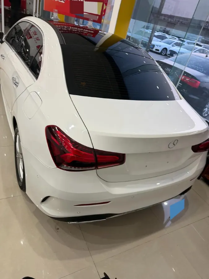 2022 Mercedes-Benz A Class 1.3T 163HP L4 7DCT,autocango,china used car exporter,china ev exporter,chinese used car exporter,chinese used ev exporter