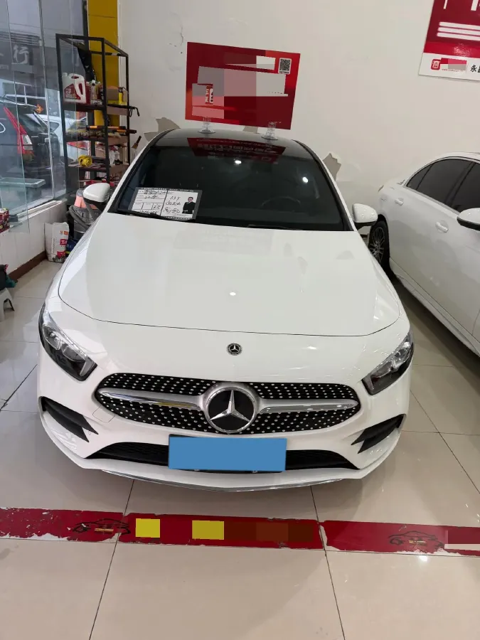 2022 Mercedes-Benz A Class 1.3T 163HP L4 7DCT,autocango,china used car exporter,china ev exporter,chinese used car exporter,chinese used ev exporter