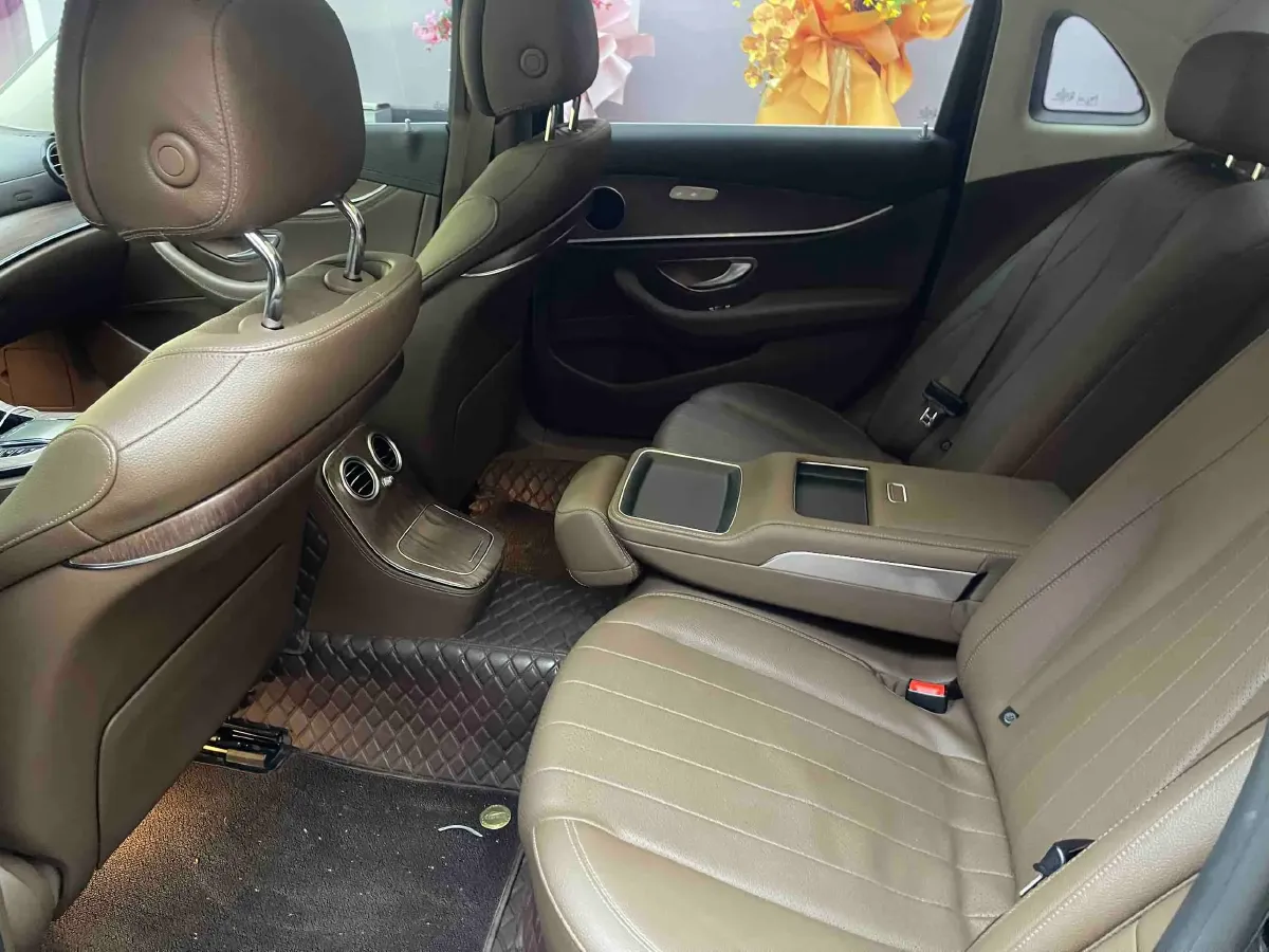 2023 Mercedes-Benz E Class 2.0T 258HP L4 9AT,autocango,china used car exporter,china ev exporter,chinese used car exporter,chinese used ev exporter