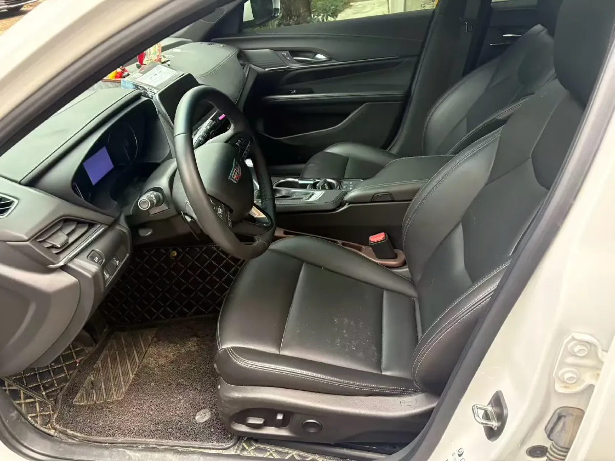 2022 Cadillac CT4 2.0T 237HP L4 8AT,autocango,china used car exporter,china ev exporter,chinese used car exporter,chinese used ev exporter