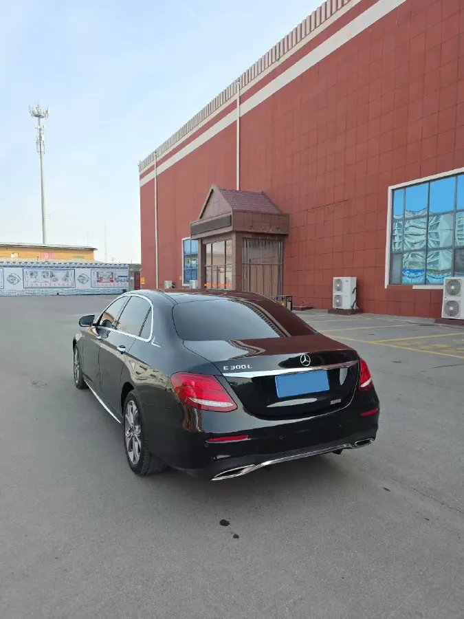 2020 Mercedes-Benz E Class 2.0T 258HP L4 9AT,autocango,china used car exporter,china ev exporter,chinese used car exporter,chinese used ev exporter