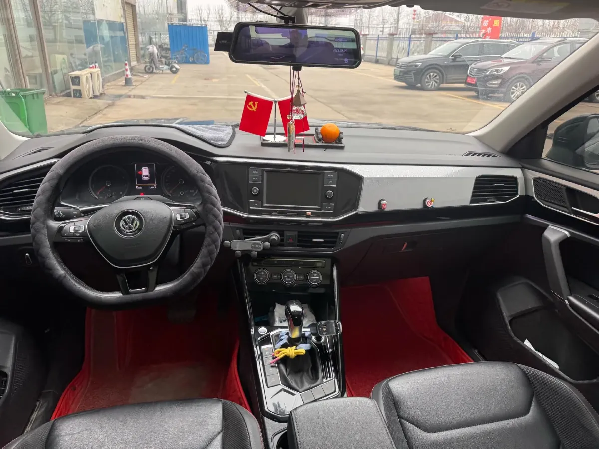 2019 Jeep Cherokee 2.0T 234HP L4 9AT,autocango,china used car exporter,china ev exporter,chinese used car exporter,chinese used ev exporter