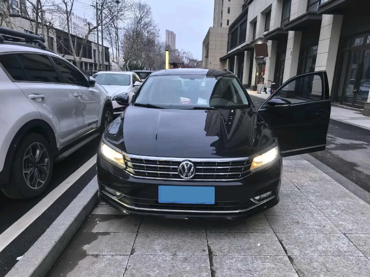 2017 Volkswagen Passat 1.8T 180HP L4 7DCT,autocango,china used car exporter,china ev exporter,chinese used car exporter,chinese used ev exporter