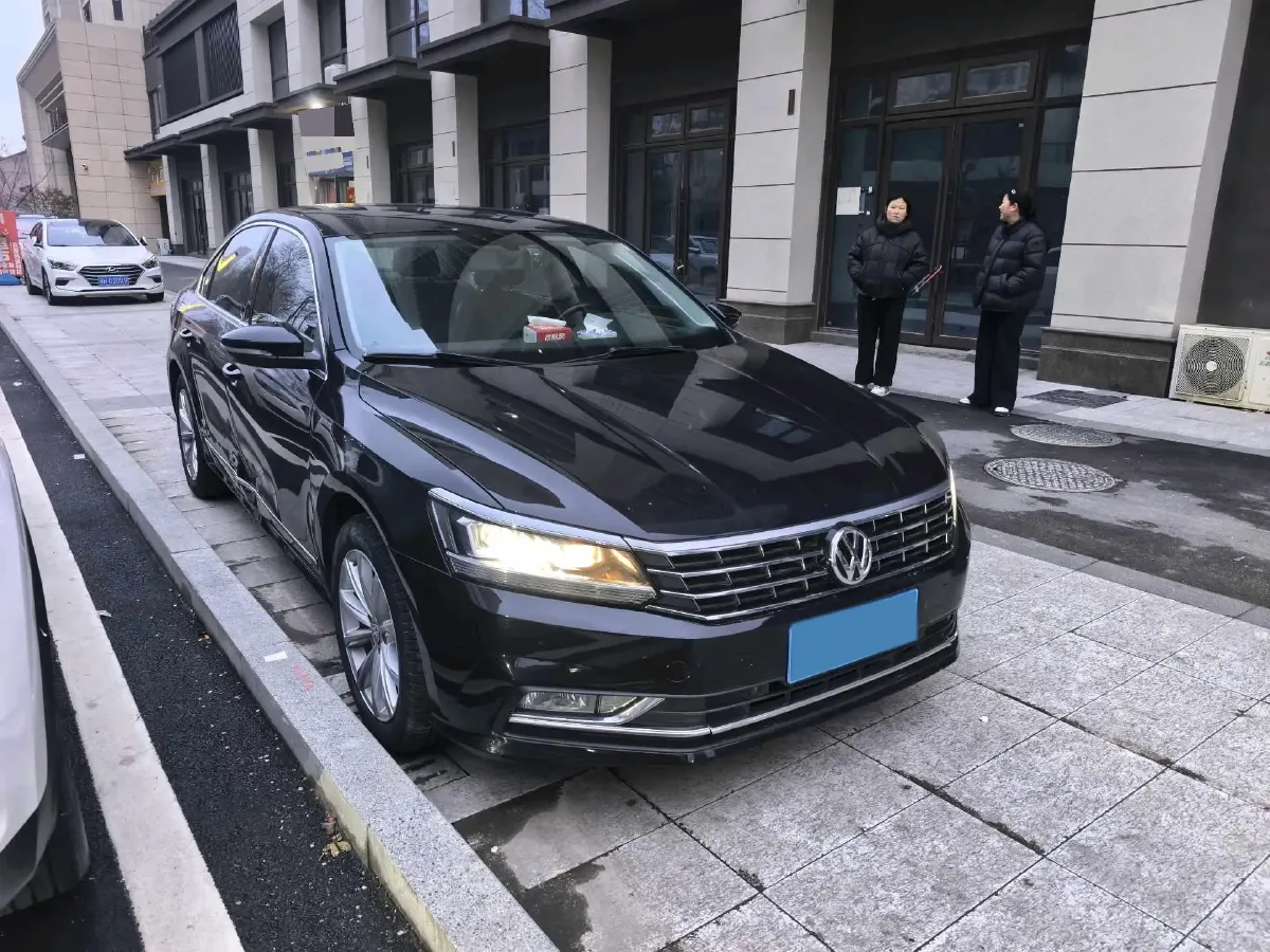 2017 Volkswagen Passat 1.8T 180HP L4 7DCT,autocango,china used car exporter,china ev exporter,chinese used car exporter,chinese used ev exporter