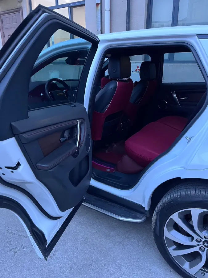 2020 Land Rover Discovery Sport 2.0T 249HP L4 9AT,autocango,china used car exporter,china ev exporter,chinese used car exporter,chinese used ev exporter