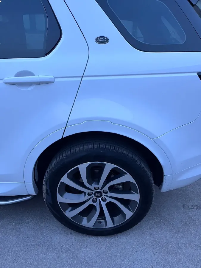 2020 Land Rover Discovery Sport 2.0T 249HP L4 9AT,autocango,china used car exporter,china ev exporter,chinese used car exporter,chinese used ev exporter