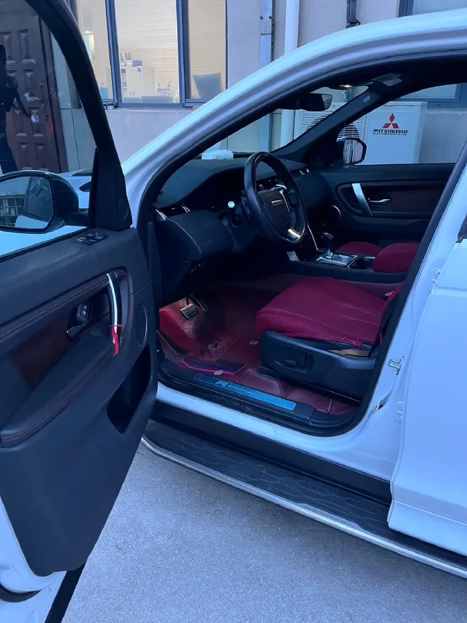 2020 Land Rover Discovery Sport 2.0T 249HP L4 9AT,autocango,china used car exporter,china ev exporter,chinese used car exporter,chinese used ev exporter