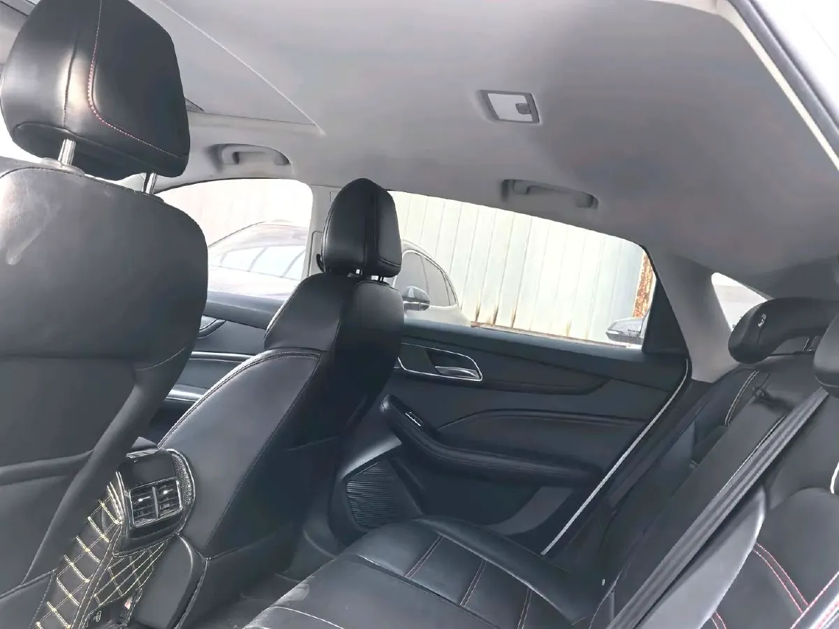 2020 MG MG6 1.5T 181HP L4 7DCT,autocango,china used car exporter,china ev exporter,chinese used car exporter,chinese used ev exporter