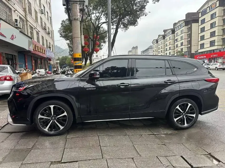 2022 Toyota Crown Kluger 2.5L 192HP L4 E-CVT Hybrid,autocango,china used car exporter,china ev exporter,chinese used car exporter,chinese used ev exporter