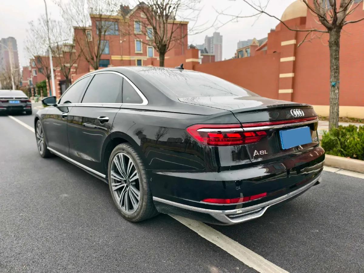 2021 Audi A8 3.0T 340HP V6 8AT,autocango,china used car exporter,china ev exporter,chinese used car exporter,chinese used ev exporter