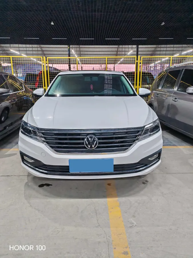 2018 Skoda Karoq 1.4T 150HP L4 7DCT,autocango,china used car exporter,china ev exporter,chinese used car exporter,chinese used ev exporter