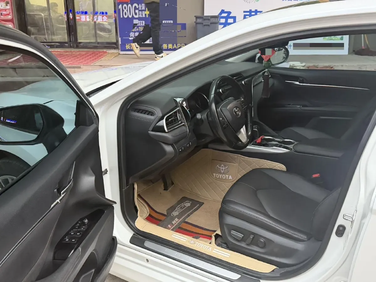 2019 Toyota Camry 2.5L 178HP L4 E-CVT Hybrid,autocango,china used car exporter,china ev exporter,chinese used car exporter,chinese used ev exporter