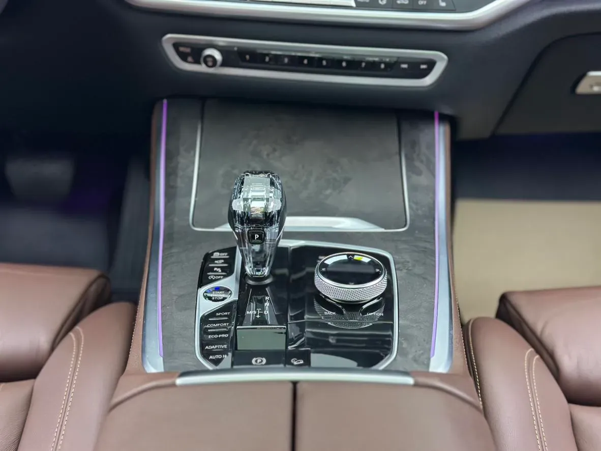 2021 BMW X5 3.0T 340HP L6 8AT,autocango,china used car exporter,china ev exporter,chinese used car exporter,chinese used ev exporter