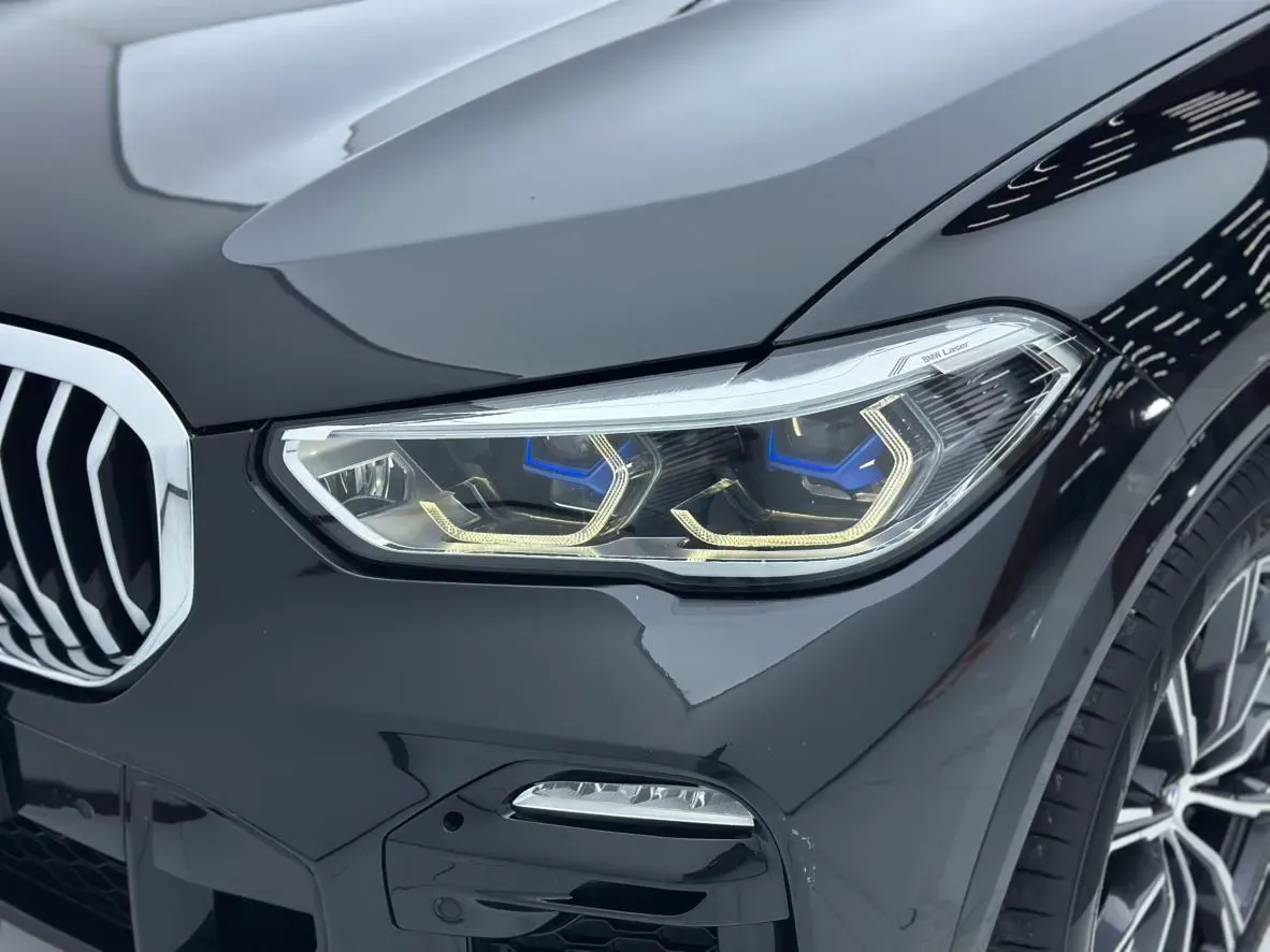 2021 BMW X5 3.0T 340HP L6 8AT,autocango,china used car exporter,china ev exporter,chinese used car exporter,chinese used ev exporter