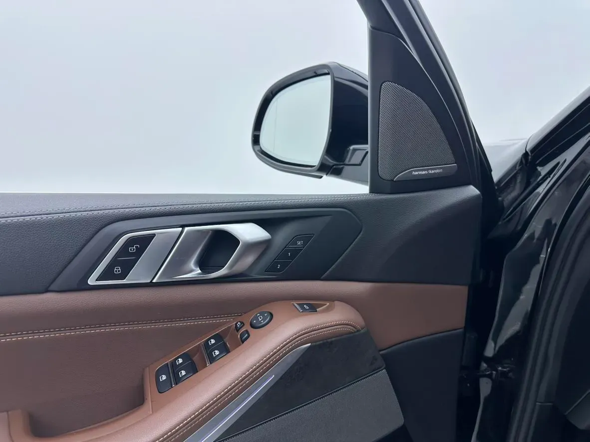 2021 BMW X5 3.0T 340HP L6 8AT,autocango,china used car exporter,china ev exporter,chinese used car exporter,chinese used ev exporter