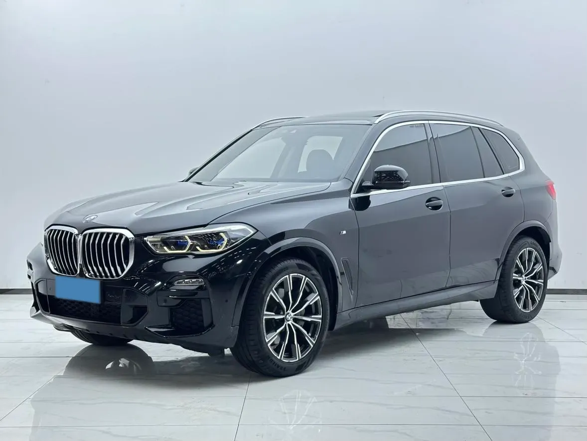 2021 BMW X5 3.0T 340HP L6 8AT,autocango,china used car exporter,china ev exporter,chinese used car exporter,chinese used ev exporter