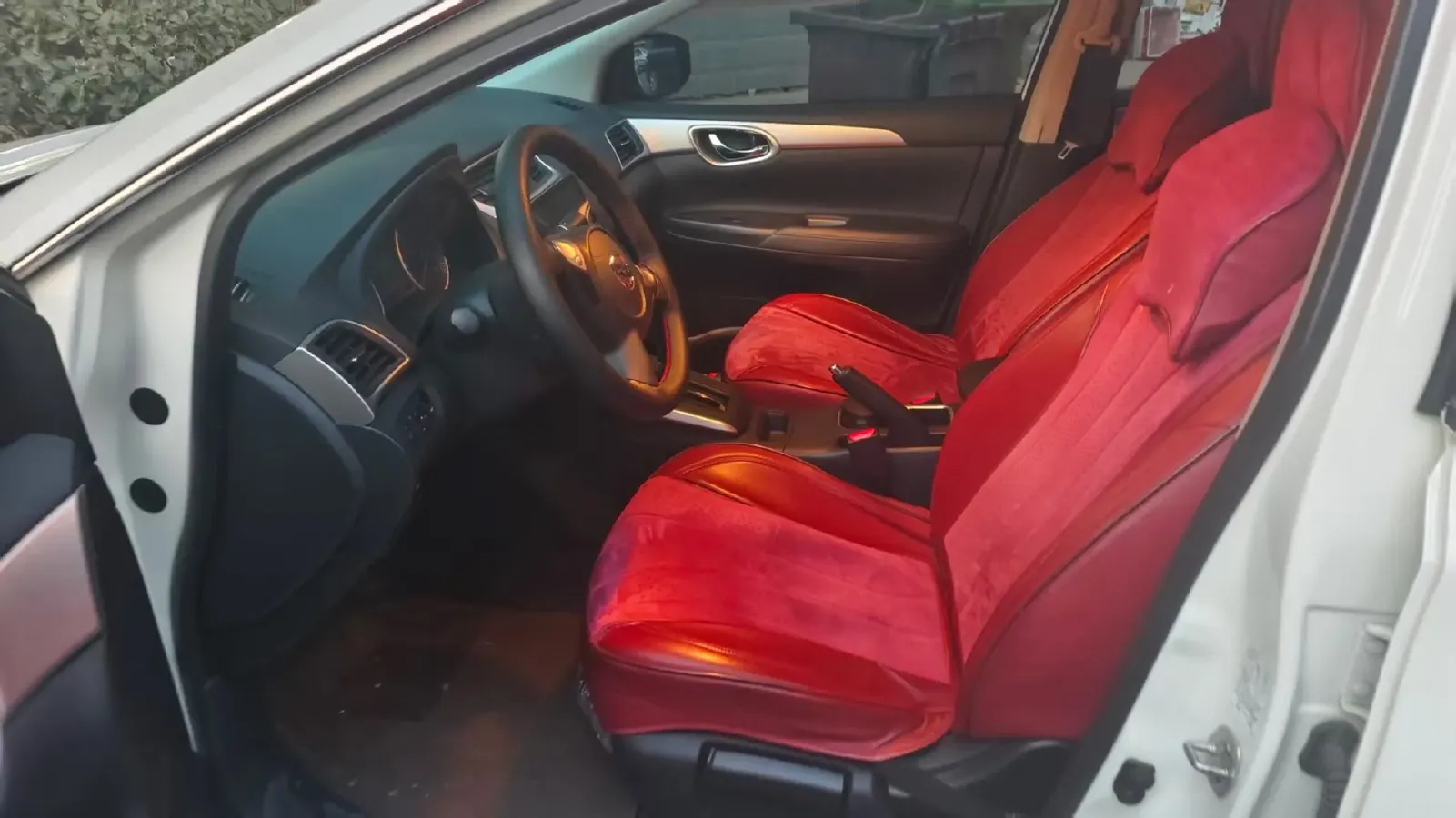 2024 Nissan Sylphy 1.6L 122HP L4 CVT,autocango,china used car exporter,china ev exporter,chinese used car exporter,chinese used ev exporter