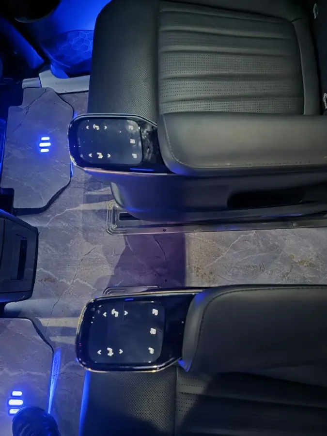 2025 GAC Trumpchi M8 2.0T 190HP L4 2DHT Hybrid,autocango,china used car exporter,china ev exporter,chinese used car exporter,chinese used ev exporter