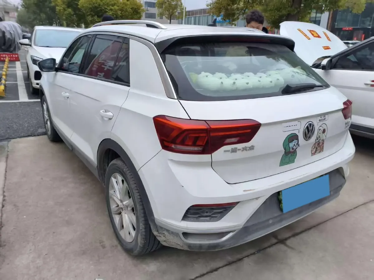 2019 Volkswagen T-Roc 1.4T 131HP L4 7DCT,autocango,china used car exporter,china ev exporter,chinese used car exporter,chinese used ev exporter