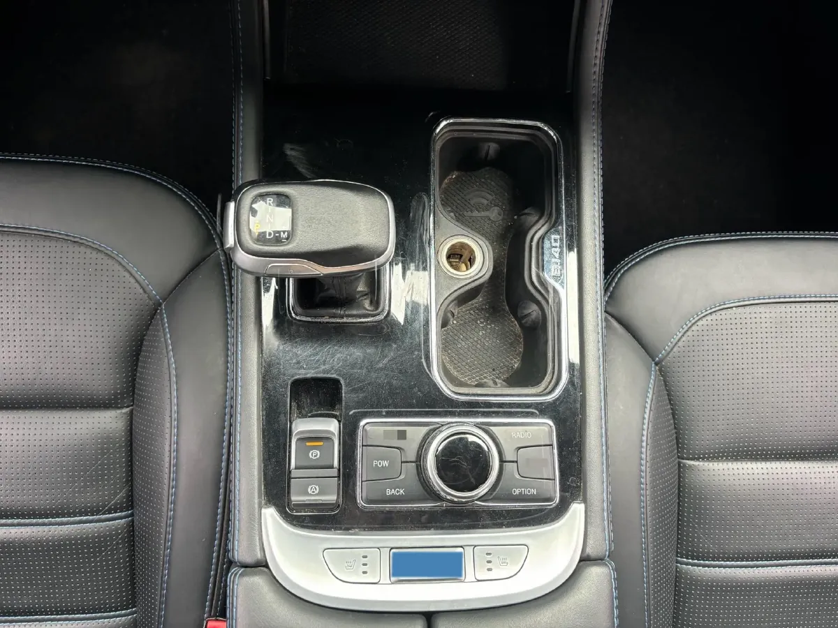 2020 Beijing BJ40 2.0T 224HP L4 8AT,autocango,china used car exporter,china ev exporter,chinese used car exporter,chinese used ev exporter