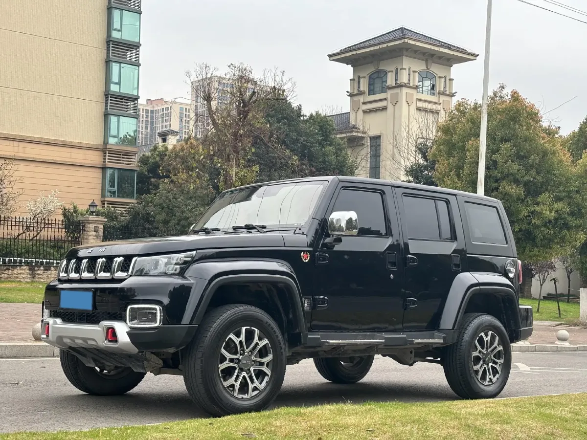 2020 Beijing BJ40 2.0T 224HP L4 8AT,autocango,china used car exporter,china ev exporter,chinese used car exporter,chinese used ev exporter