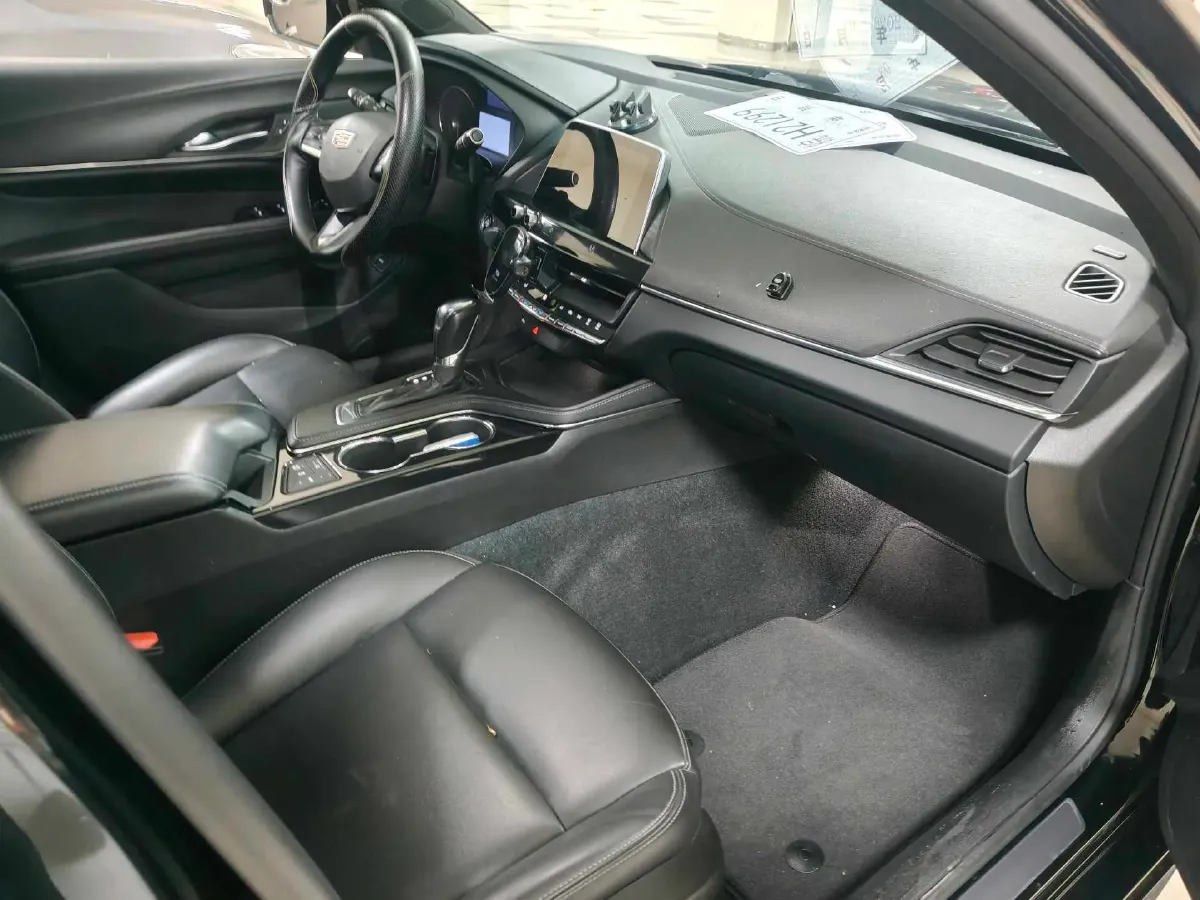 2021 Cadillac CT4 2.0T 237HP L4 8AT,autocango,china used car exporter,china ev exporter,chinese used car exporter,chinese used ev exporter