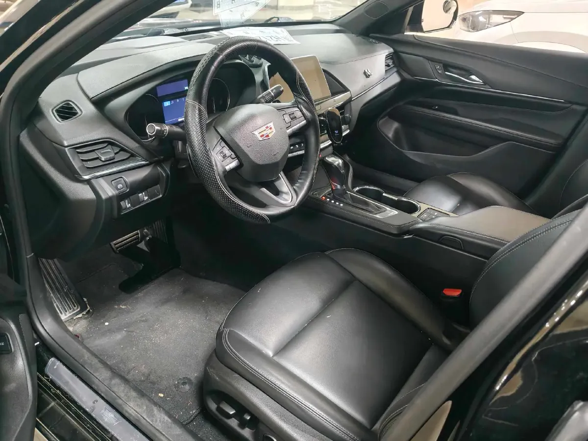 2021 Cadillac CT4 2.0T 237HP L4 8AT,autocango,china used car exporter,china ev exporter,chinese used car exporter,chinese used ev exporter