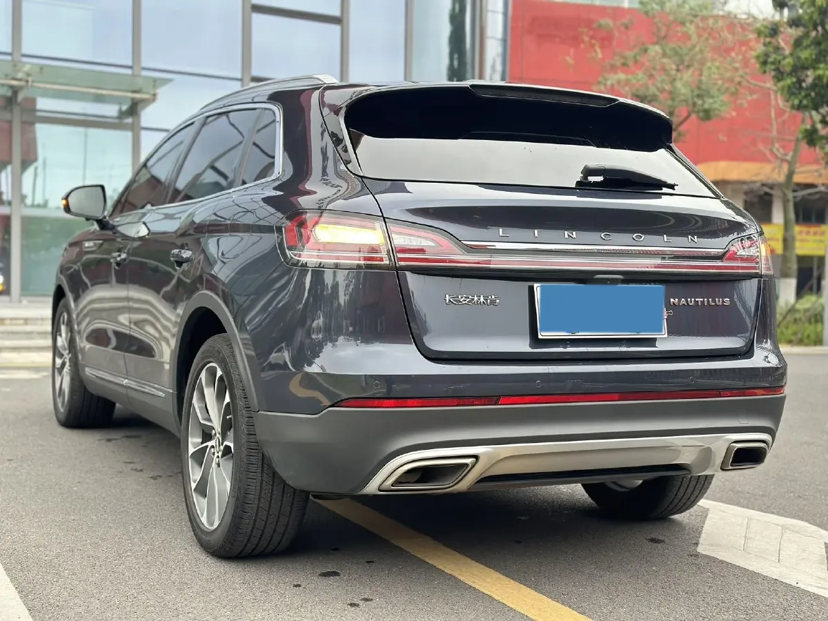 2021 Lincoln Nautilus 2.0T 245HP L4 8AT,autocango,china used car exporter,china ev exporter,chinese used car exporter,chinese used ev exporter
