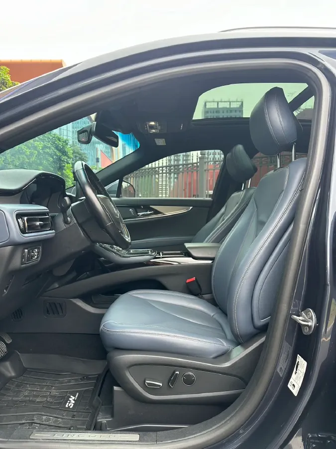 2021 Lincoln Nautilus 2.0T 245HP L4 8AT,autocango,china used car exporter,china ev exporter,chinese used car exporter,chinese used ev exporter