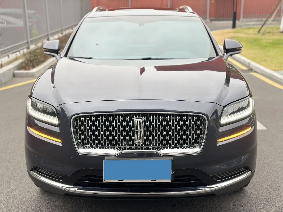 2021 Lincoln Nautilus 2.0T 245HP L4 8AT,autocango,china used car exporter,china ev exporter,chinese used car exporter,chinese used ev exporter