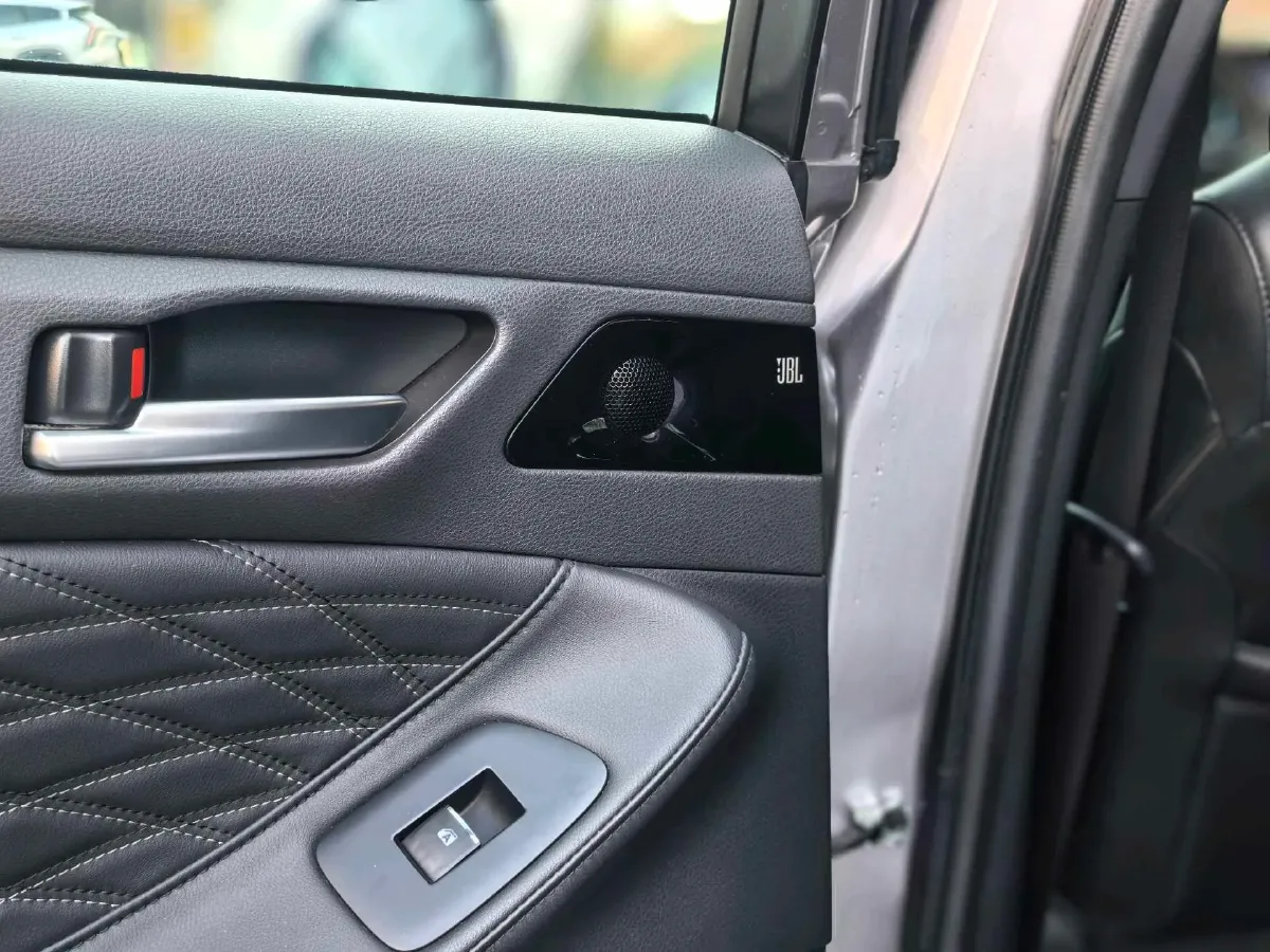 2019 Toyota Avalon 2.5L 178HP L4 E-CVT Hybrid,autocango,china used car exporter,china ev exporter,chinese used car exporter,chinese used ev exporter