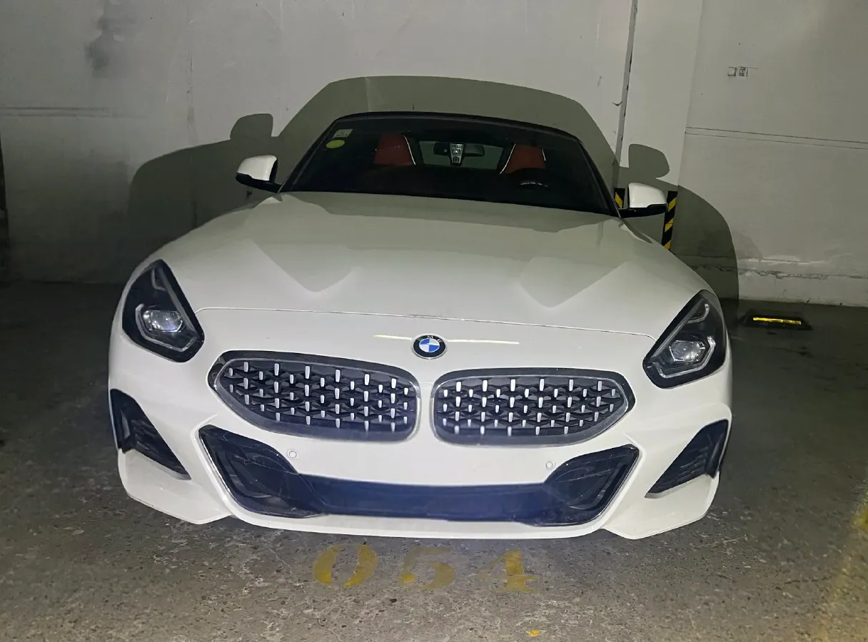 2020 BMW Z4 2.0T 197HP L4 8AT,autocango,china used car exporter,china ev exporter,chinese used car exporter,chinese used ev exporter