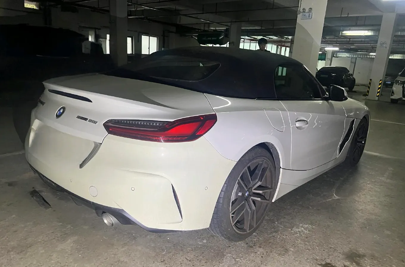 2020 BMW Z4 2.0T 197HP L4 8AT,autocango,china used car exporter,china ev exporter,chinese used car exporter,chinese used ev exporter