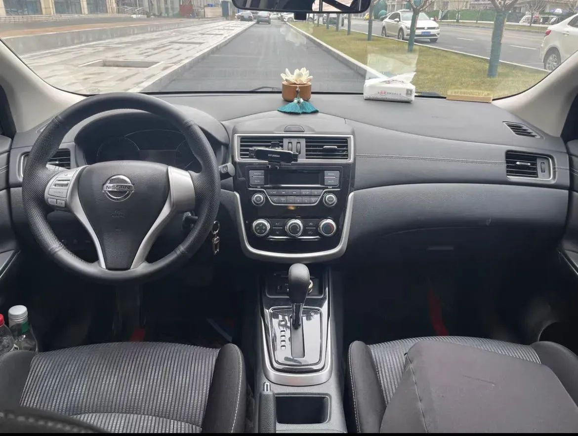 2020 Nissan Tiida 1.6L 126HP L4 CVT,autocango,china used car exporter,china ev exporter,chinese used car exporter,chinese used ev exporter