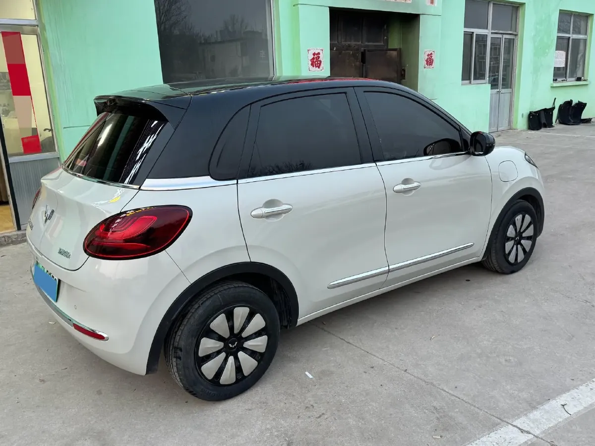 2023 WuLing BinGuo BEV 31.9KWH,autocango,china used car exporter,china ev exporter,chinese used car exporter,chinese used ev exporter