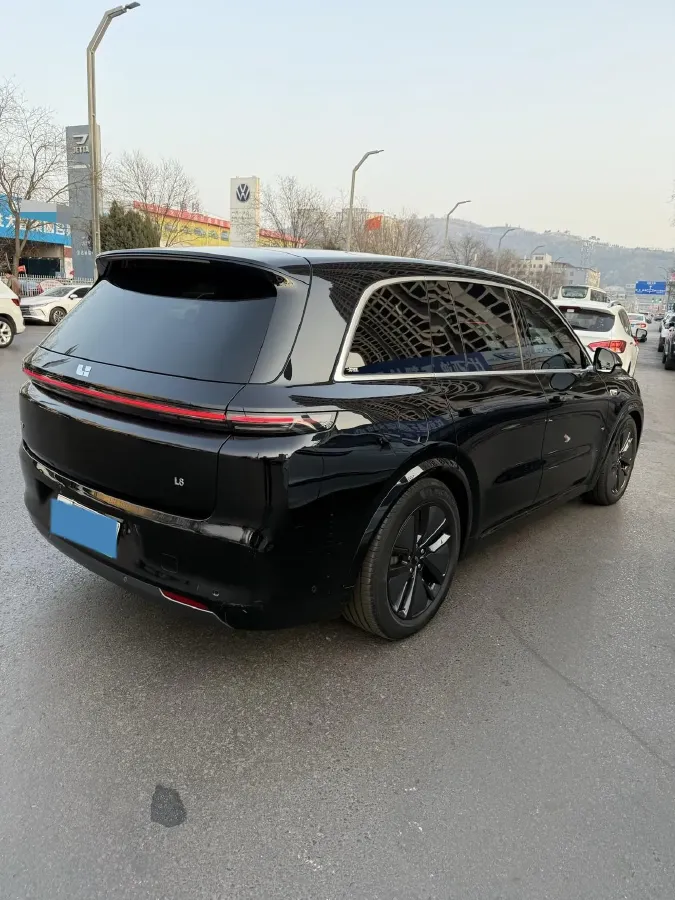 2025 Li L8 Range Extended 154HP REEV,autocango,china used car exporter,china ev exporter,chinese used car exporter,chinese used ev exporter