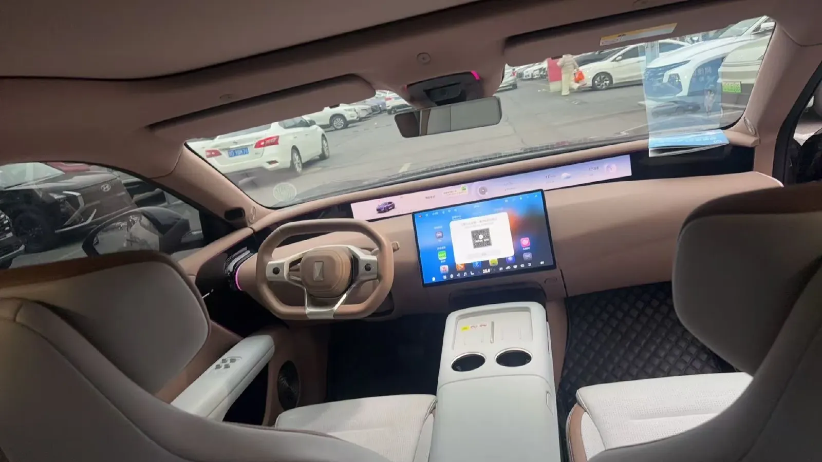 2024 Avatr 07 BEV 82.16KWH,autocango,china used car exporter,china ev exporter,chinese used car exporter,chinese used ev exporter