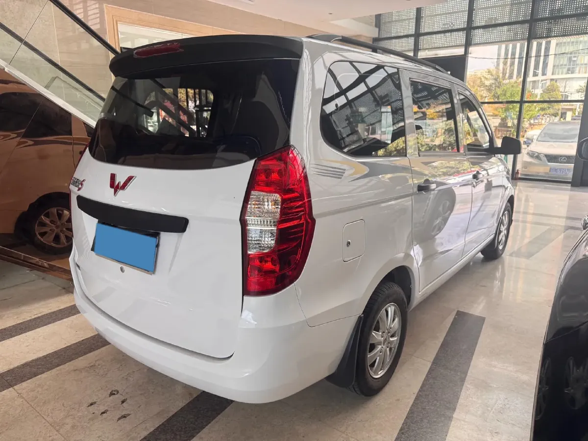 2023 JinBei New Sea Lion X30L 1.5L 102HP L4 5MT,autocango,china used car exporter,china ev exporter,chinese used car exporter,chinese used ev exporter