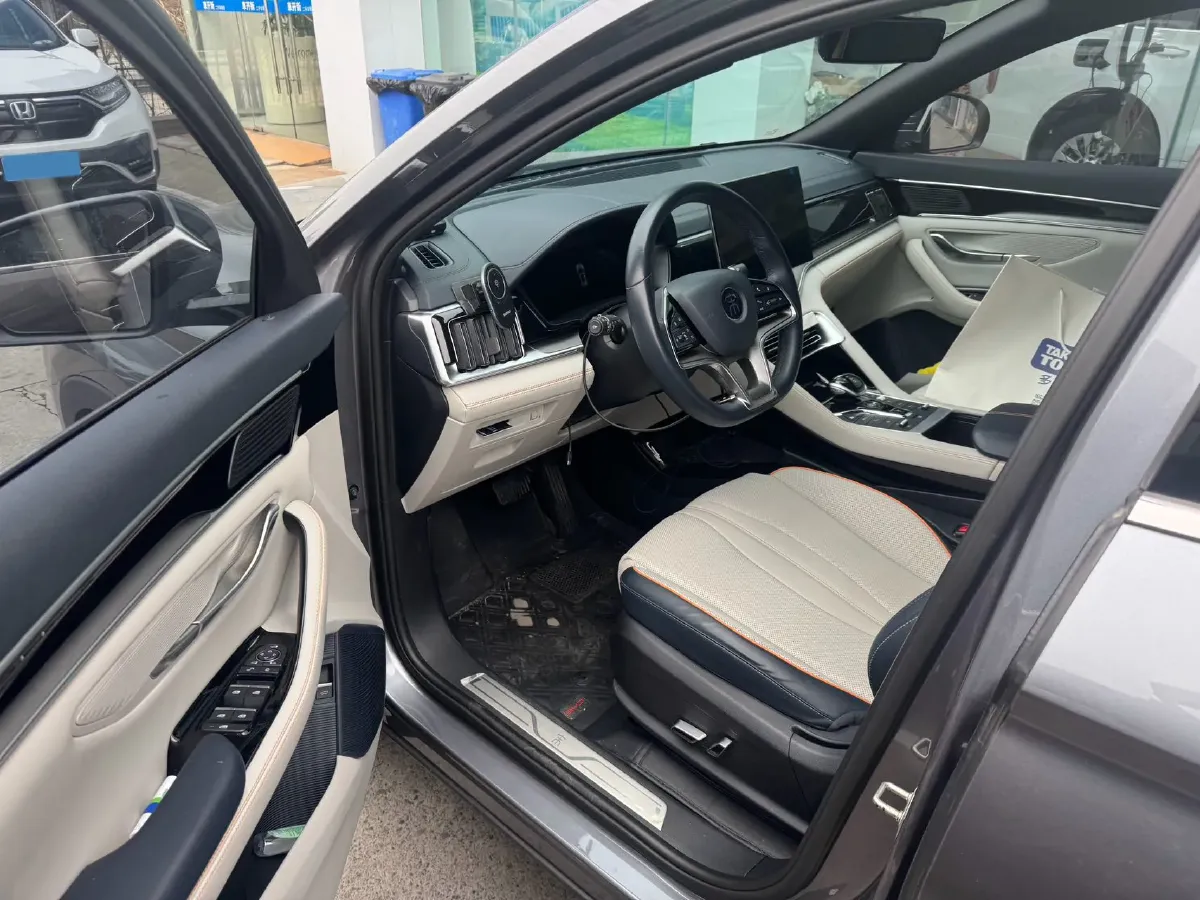 2022 Hyundai Tucson 2.0L 150HP L4 6AT Hybrid,autocango,china used car exporter,china ev exporter,chinese used car exporter,chinese used ev exporter