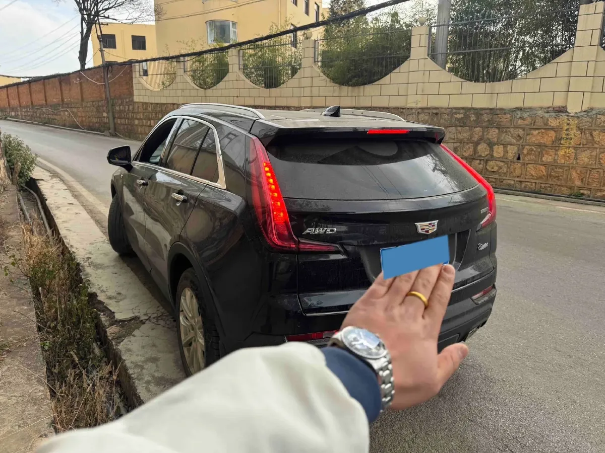 2020 Cadillac XT4 2.0T 241HP L4 9AT,autocango,china used car exporter,china ev exporter,chinese used car exporter,chinese used ev exporter