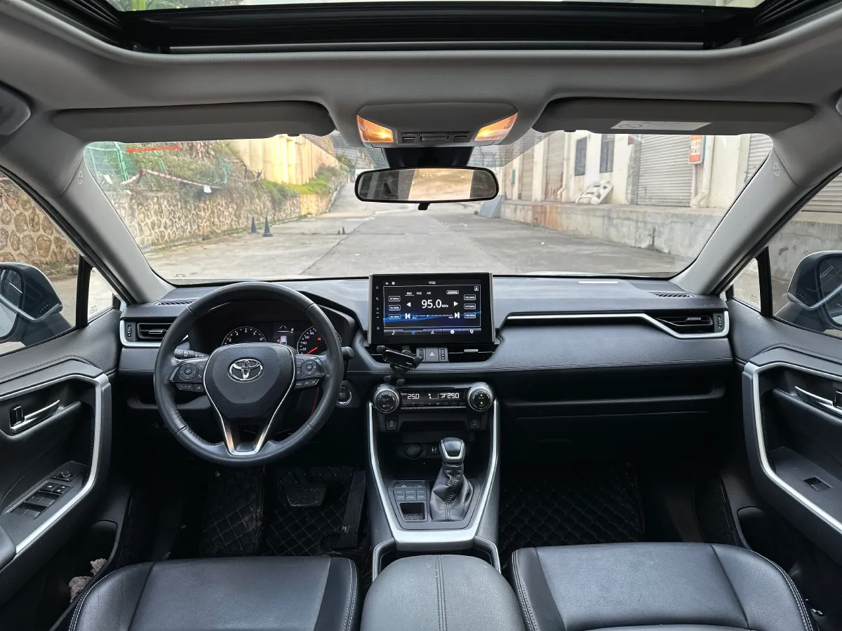 2021 Toyota Wildlander 2.0L 171HP L4 CVT,autocango,china used car exporter,china ev exporter,chinese used car exporter,chinese used ev exporter