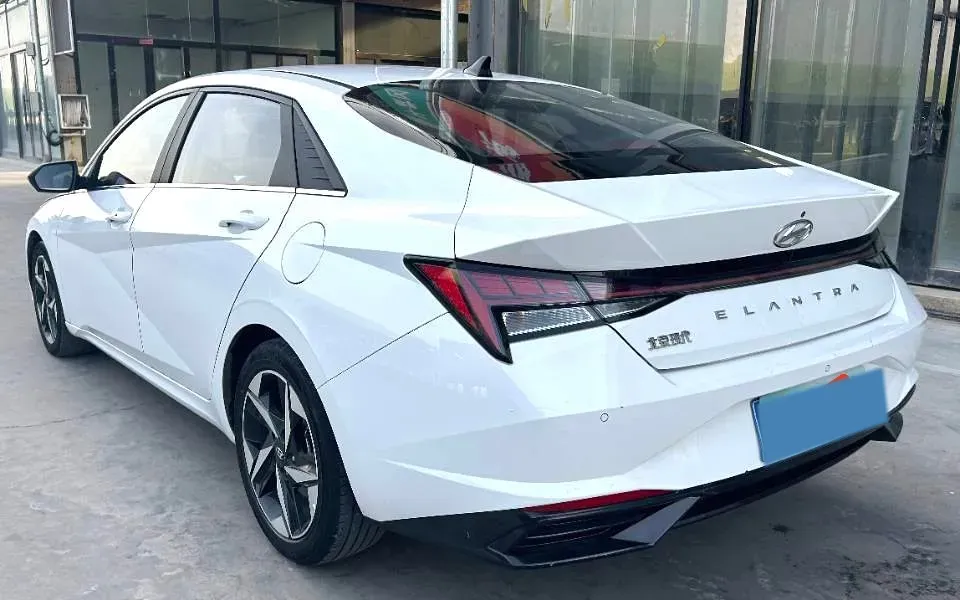 2021 Hyundai Elantra 1.5L 115HP L4 CVT,autocango,china used car exporter,china ev exporter,chinese used car exporter,chinese used ev exporter