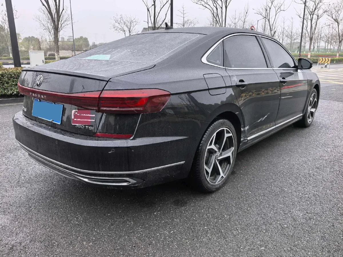 2025 Volkswagen Passat 2.0T 220HP L4 7DCT,autocango,china used car exporter,china ev exporter,chinese used car exporter,chinese used ev exporter
